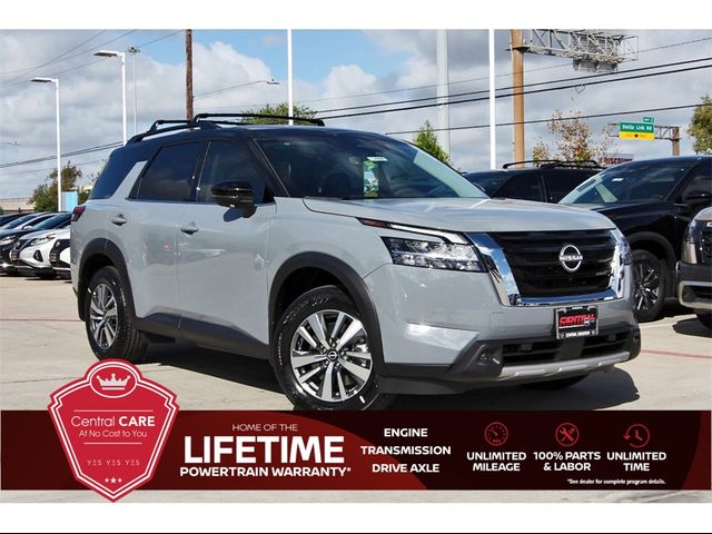 2024 Nissan Pathfinder SL