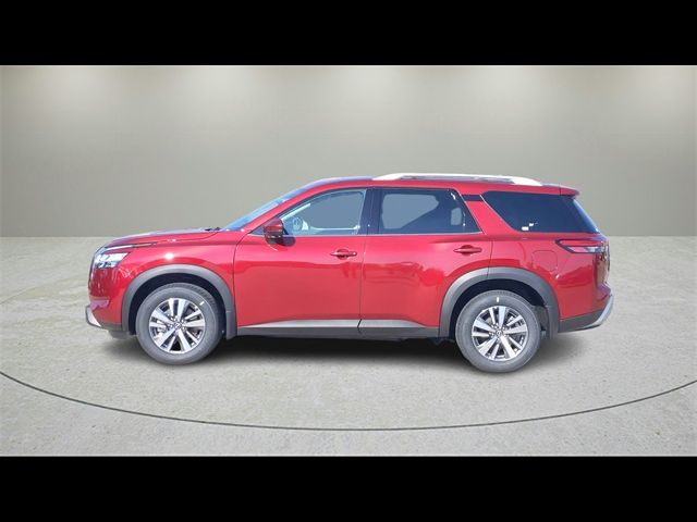 2024 Nissan Pathfinder SL