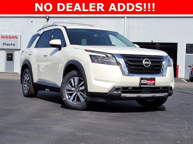 2024 Nissan Pathfinder SL