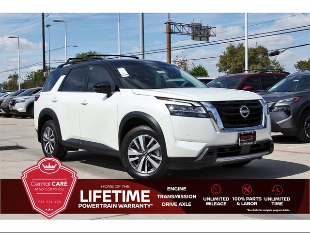 2024 Nissan Pathfinder SL