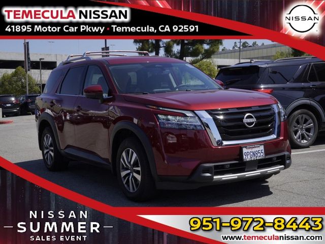 2024 Nissan Pathfinder SL