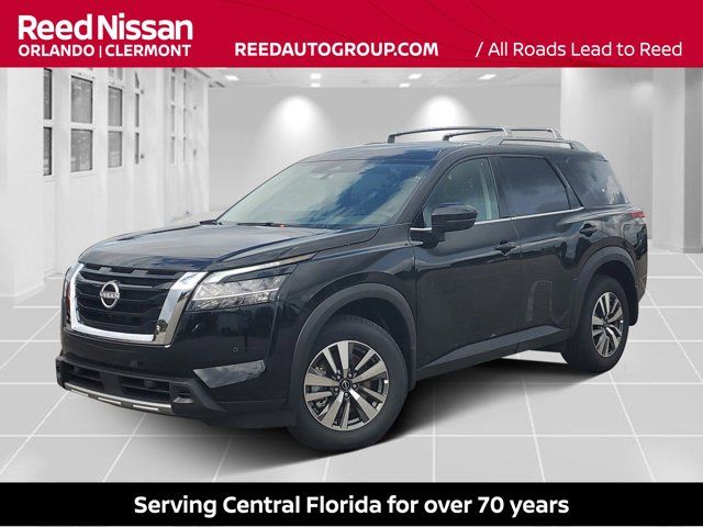 2024 Nissan Pathfinder SL