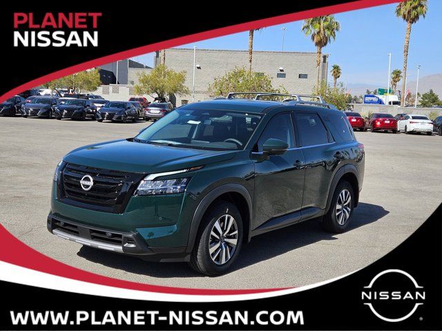 2024 Nissan Pathfinder SL