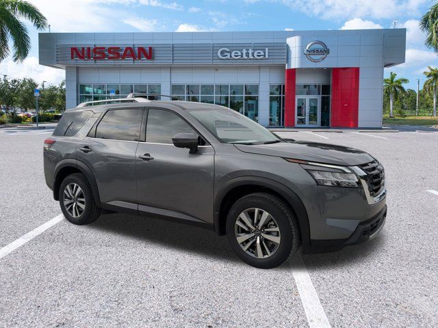 2024 Nissan Pathfinder SL