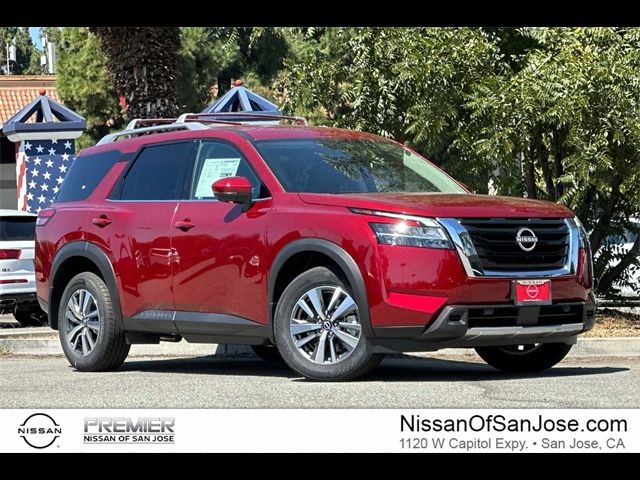 2024 Nissan Pathfinder SL