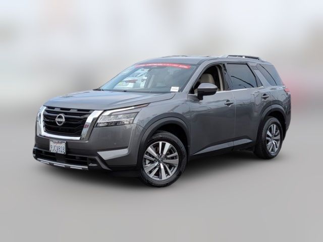 2024 Nissan Pathfinder SL