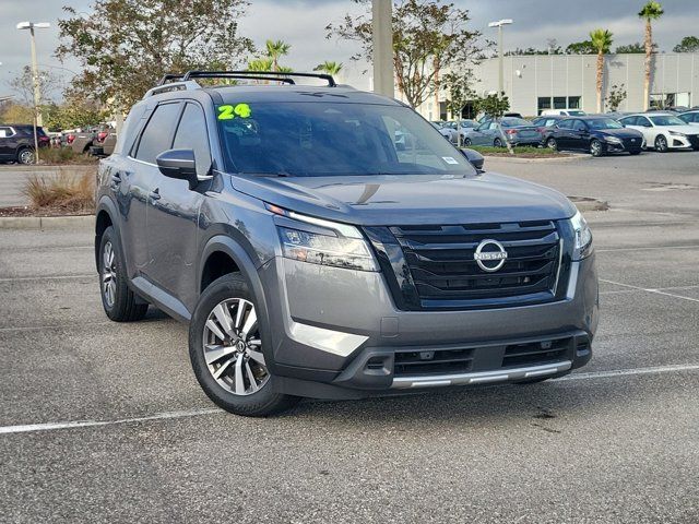 2024 Nissan Pathfinder SL