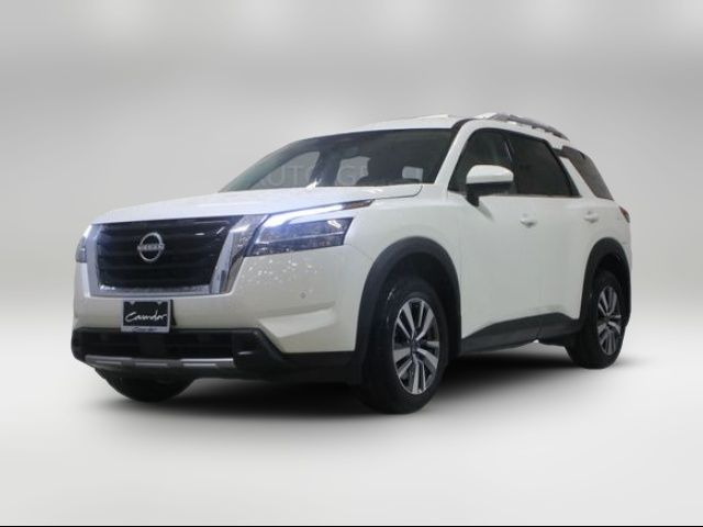 2024 Nissan Pathfinder SL