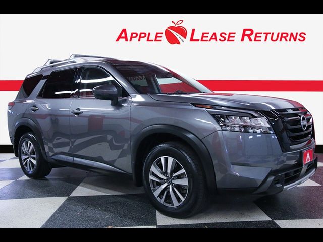 2024 Nissan Pathfinder SL