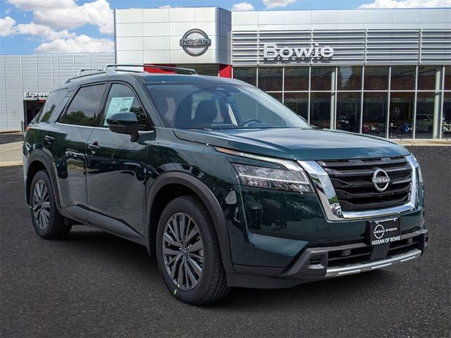 2024 Nissan Pathfinder SL