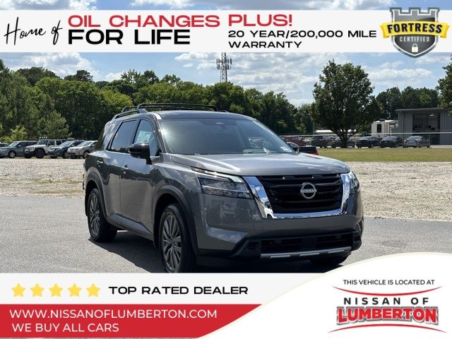 2024 Nissan Pathfinder SL