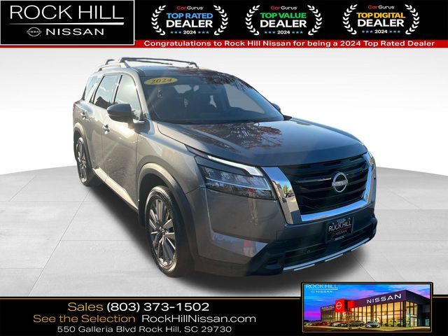 2024 Nissan Pathfinder SL