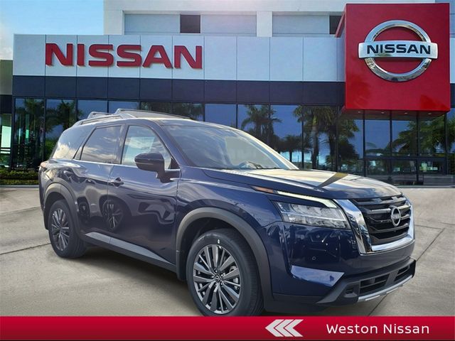 2024 Nissan Pathfinder SL