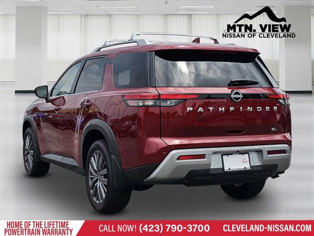 2024 Nissan Pathfinder SL