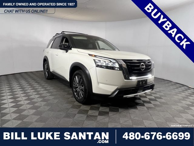 2024 Nissan Pathfinder SL