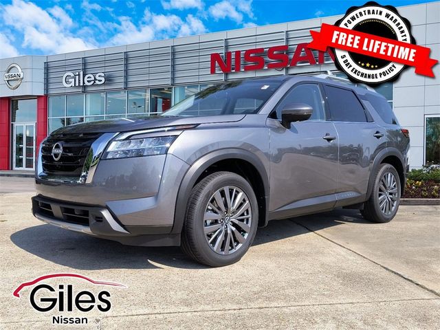 2024 Nissan Pathfinder SL