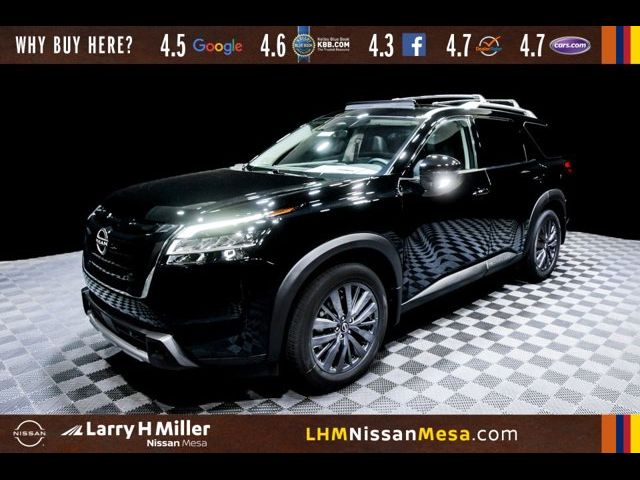 2024 Nissan Pathfinder SL