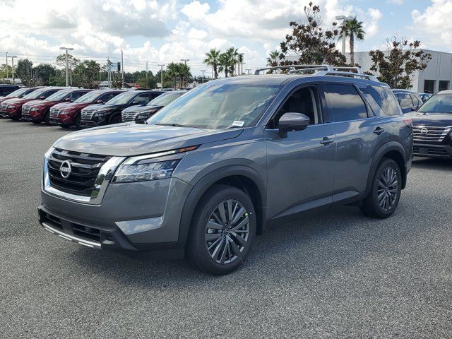 2024 Nissan Pathfinder SL