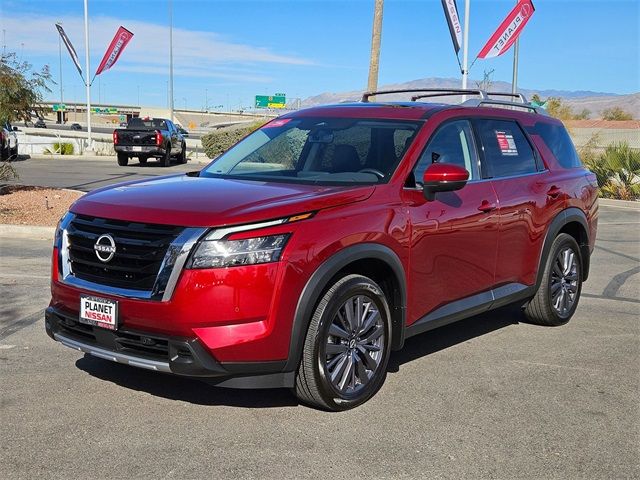 2024 Nissan Pathfinder SL