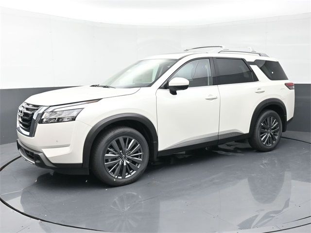 2024 Nissan Pathfinder SL