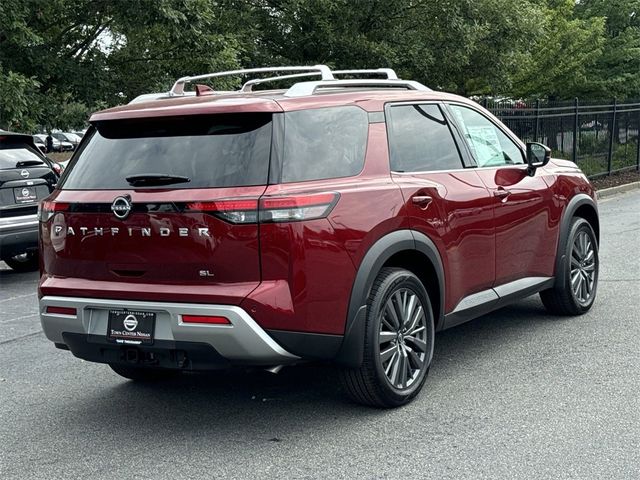 2024 Nissan Pathfinder SL