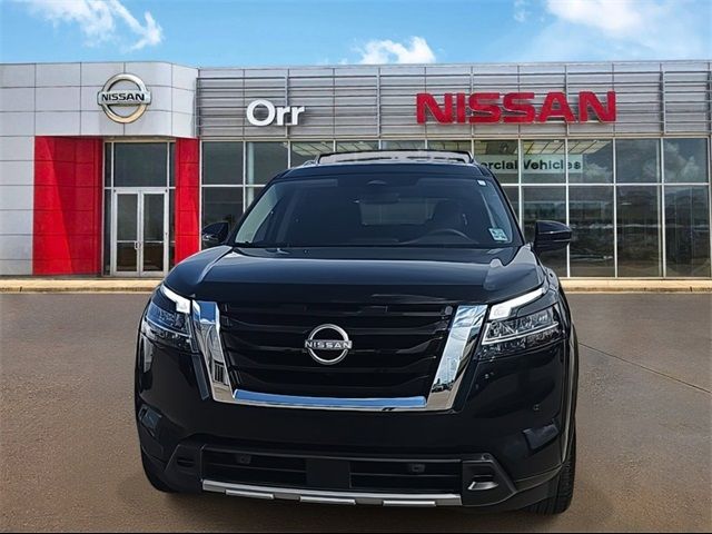 2024 Nissan Pathfinder SL