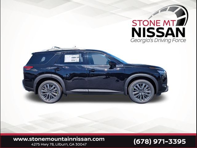 2024 Nissan Pathfinder SL