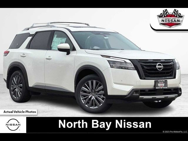 2024 Nissan Pathfinder SL