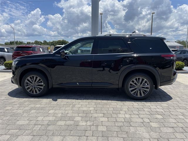 2024 Nissan Pathfinder SL