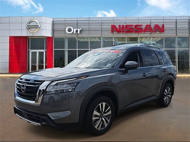 2024 Nissan Pathfinder SL