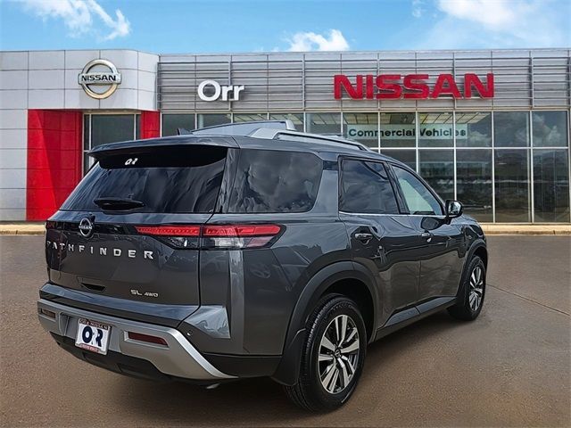 2024 Nissan Pathfinder SL