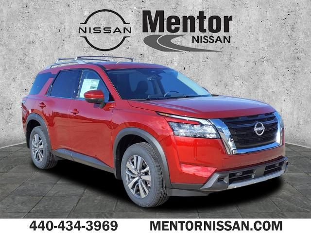 2024 Nissan Pathfinder SL