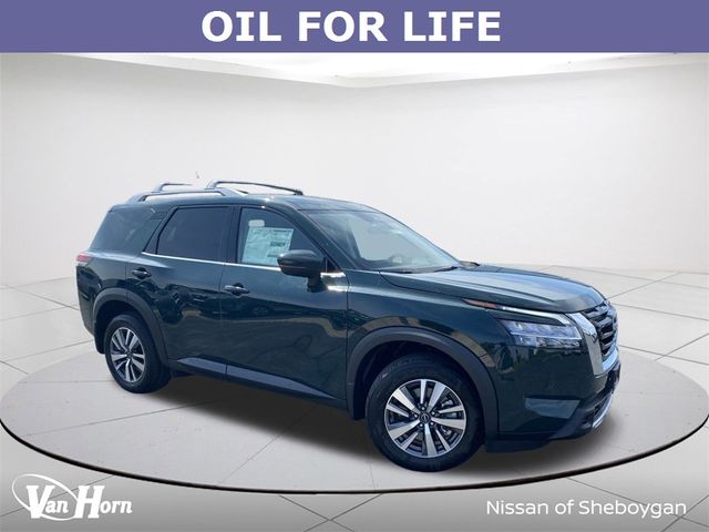 2024 Nissan Pathfinder SL