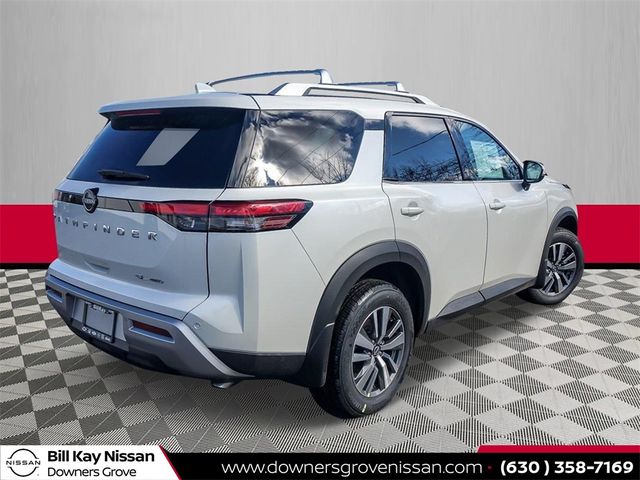 2024 Nissan Pathfinder SL