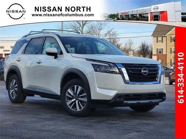 2024 Nissan Pathfinder SL