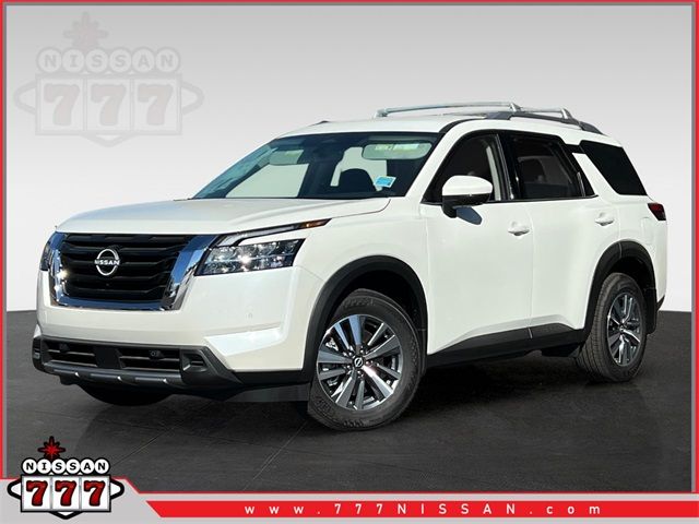 2024 Nissan Pathfinder SL