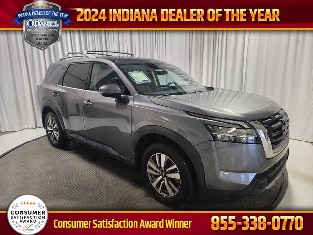 2024 Nissan Pathfinder SL