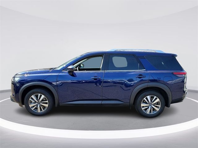 2024 Nissan Pathfinder SL