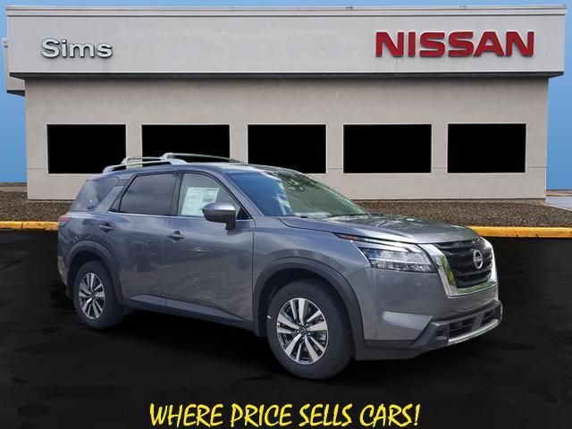 2024 Nissan Pathfinder SL