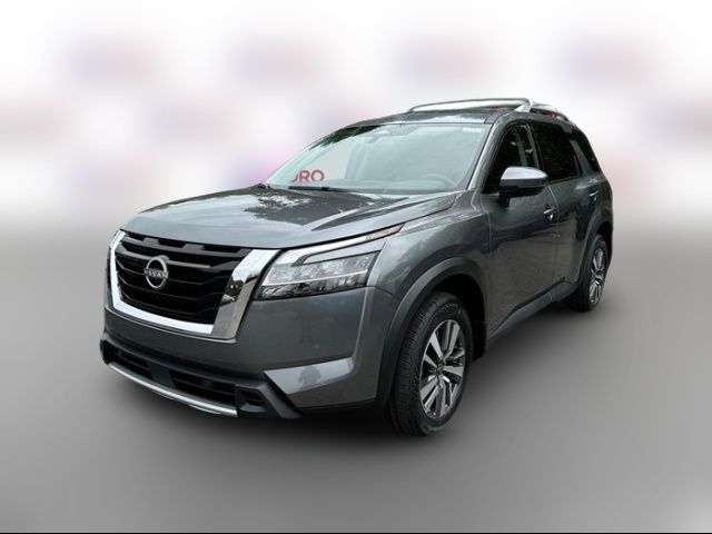 2024 Nissan Pathfinder SL