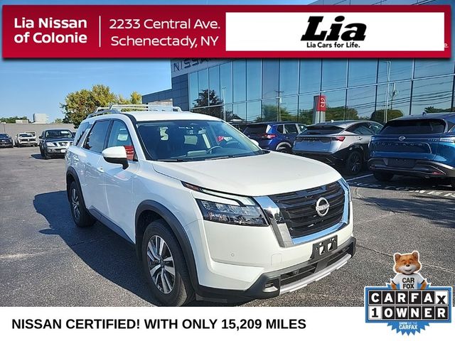 2024 Nissan Pathfinder SL
