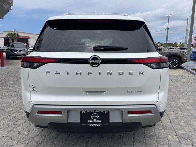 2024 Nissan Pathfinder SL