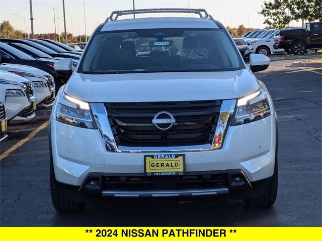 2024 Nissan Pathfinder SL