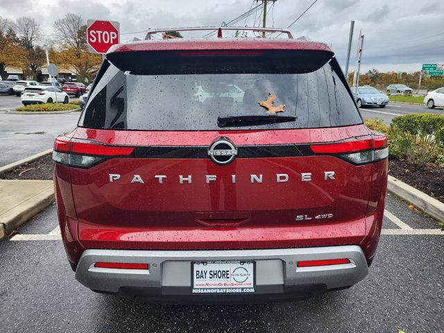 2024 Nissan Pathfinder SL