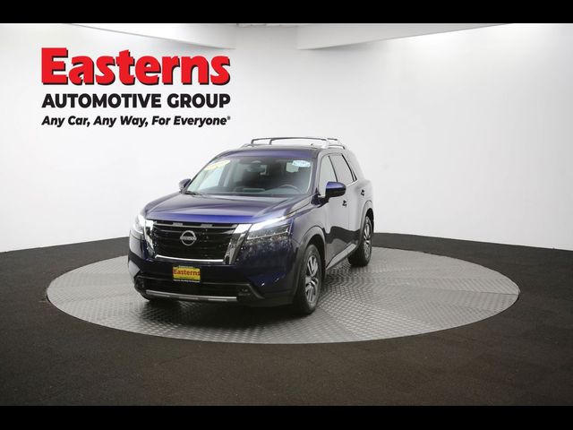 2024 Nissan Pathfinder SL