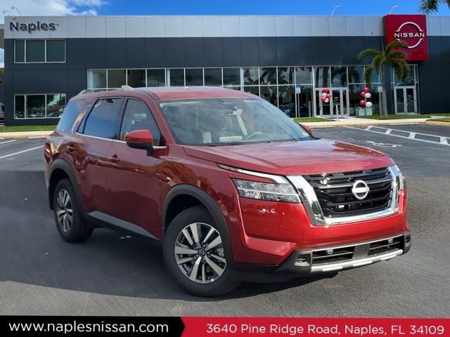 2024 Nissan Pathfinder SL