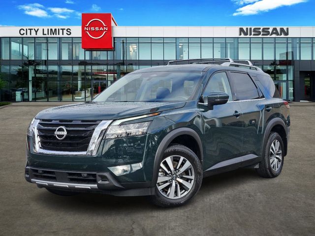 2024 Nissan Pathfinder SL