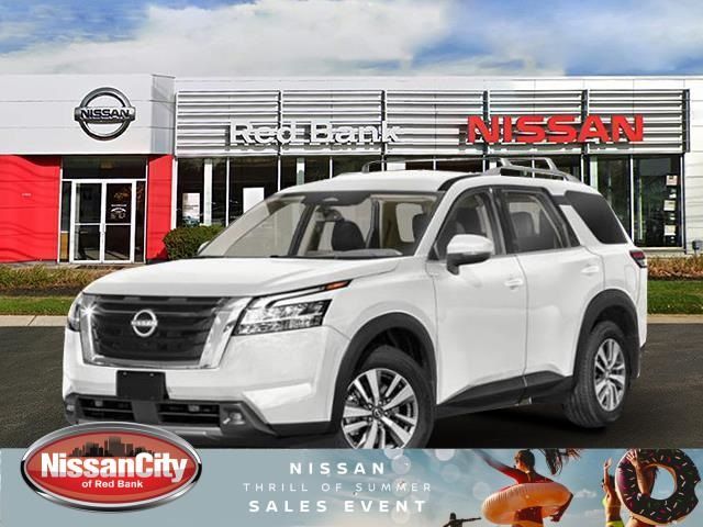 2024 Nissan Pathfinder SL