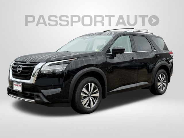 2024 Nissan Pathfinder SL