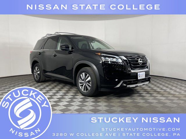 2024 Nissan Pathfinder SL